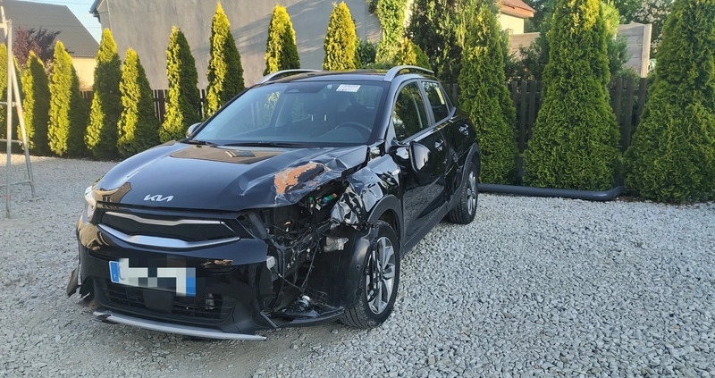 Kia Stonic cena 36900 przebieg: 30760, rok produkcji 2022 z Jastrowie małe 137